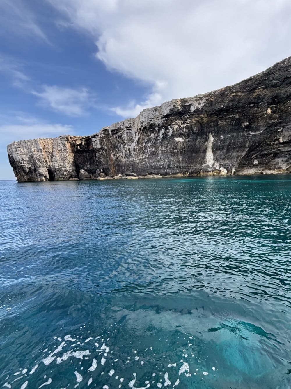 Mediterranean Freedom: A Luxurious Half-Day Boat Escape