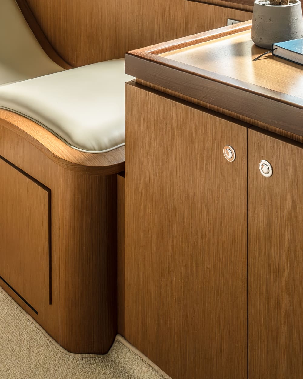 Полудневный круиз класса люкс по островам Рения и Делос