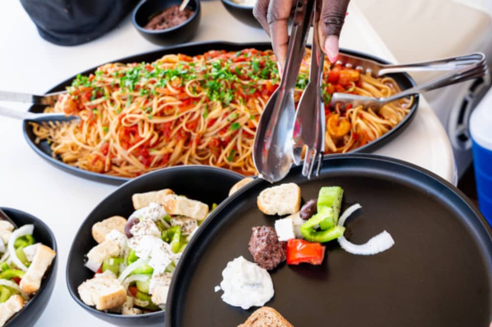 Crociera di lusso in barca a vela a Spinalonga e nelle baie nascoste del Golfo di Mirabello