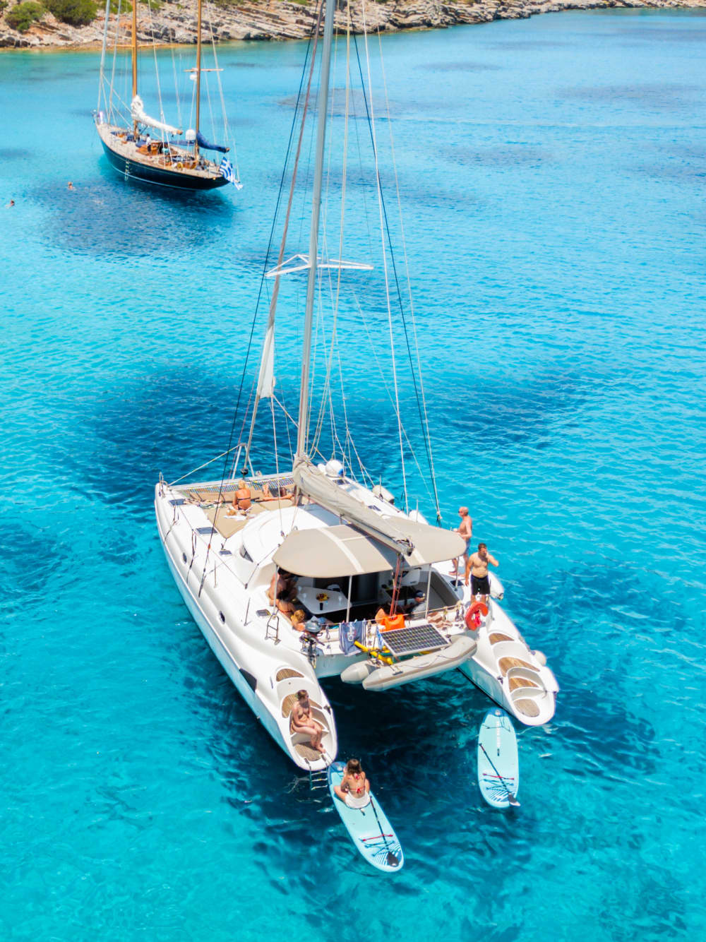 Crociera di lusso in barca a vela a Spinalonga e nelle baie nascoste del Golfo di Mirabello