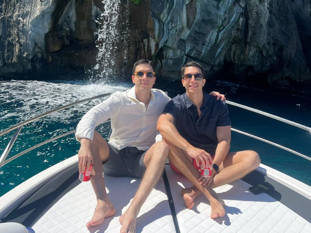 Capri-Rundreise – Im Blau des kristallklaren Wassers und zur Entdeckung verborgener Höhlen