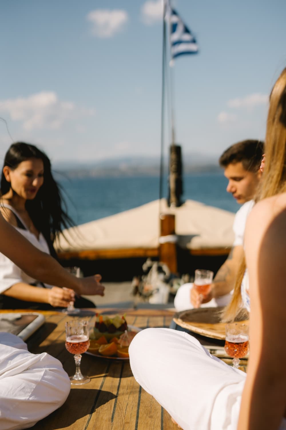 Enjoy 6h on a traditional yacht to explore Porto Cheli & Spetses