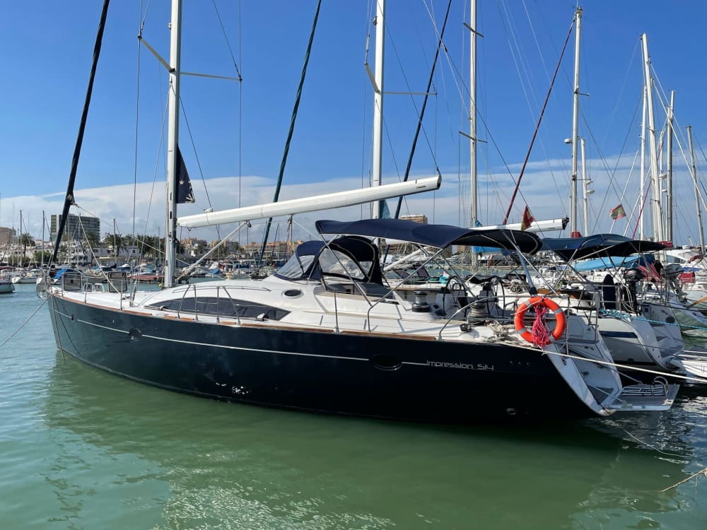 Geniet van een hele dag zeilen in Ibiza en Formentera aan boord van een zeilboot.