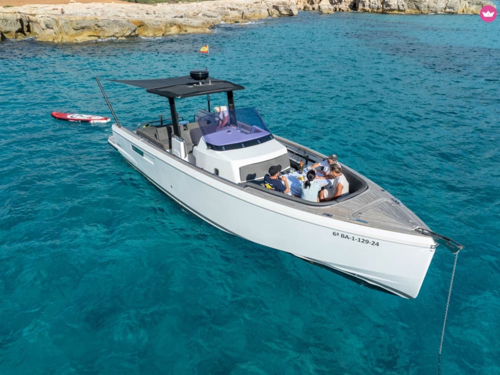 Lyxig dagskryssning på Menorca med bad och avkoppling