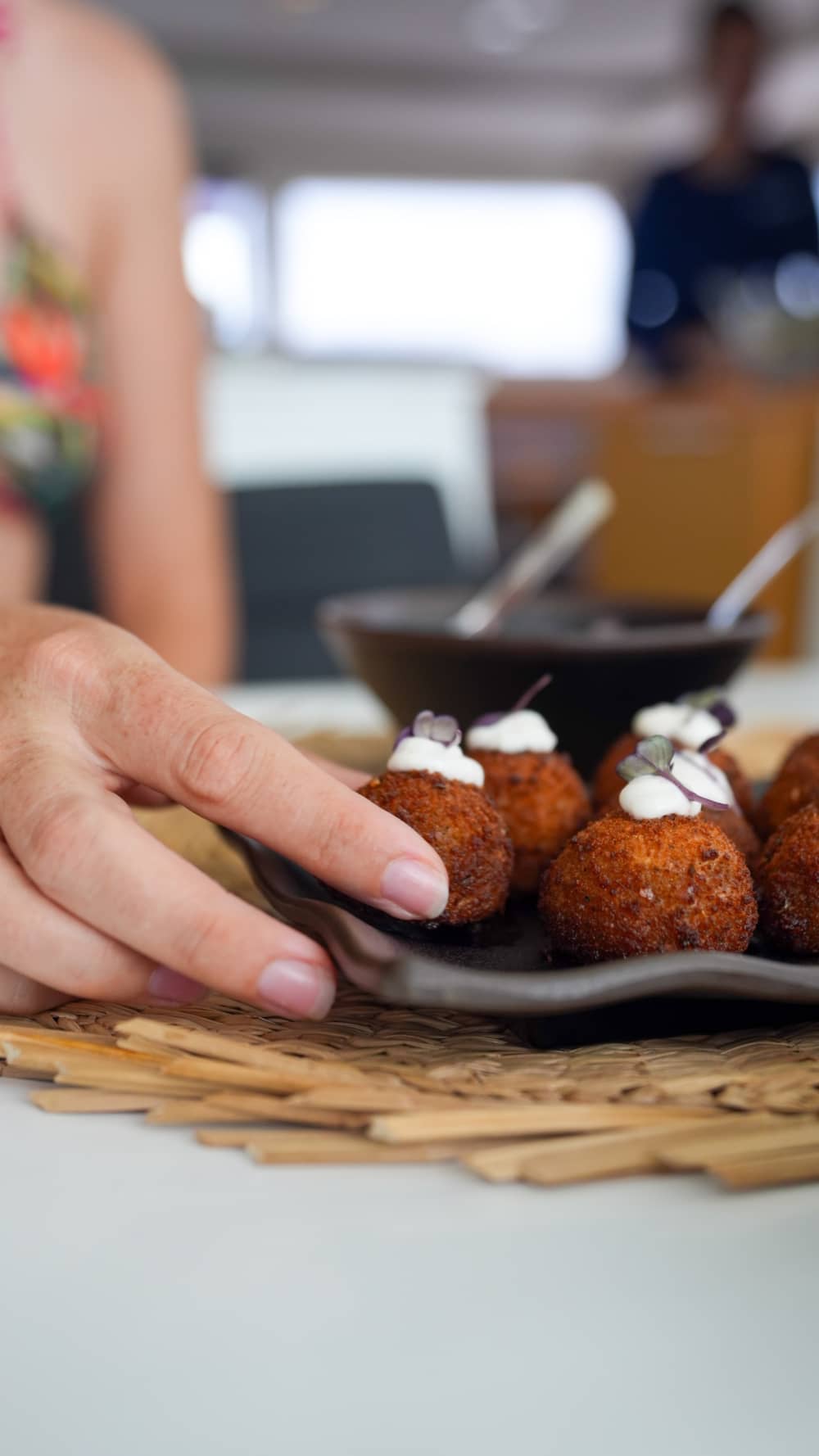 Spend a 9h sailing around Marigot on a sailboat