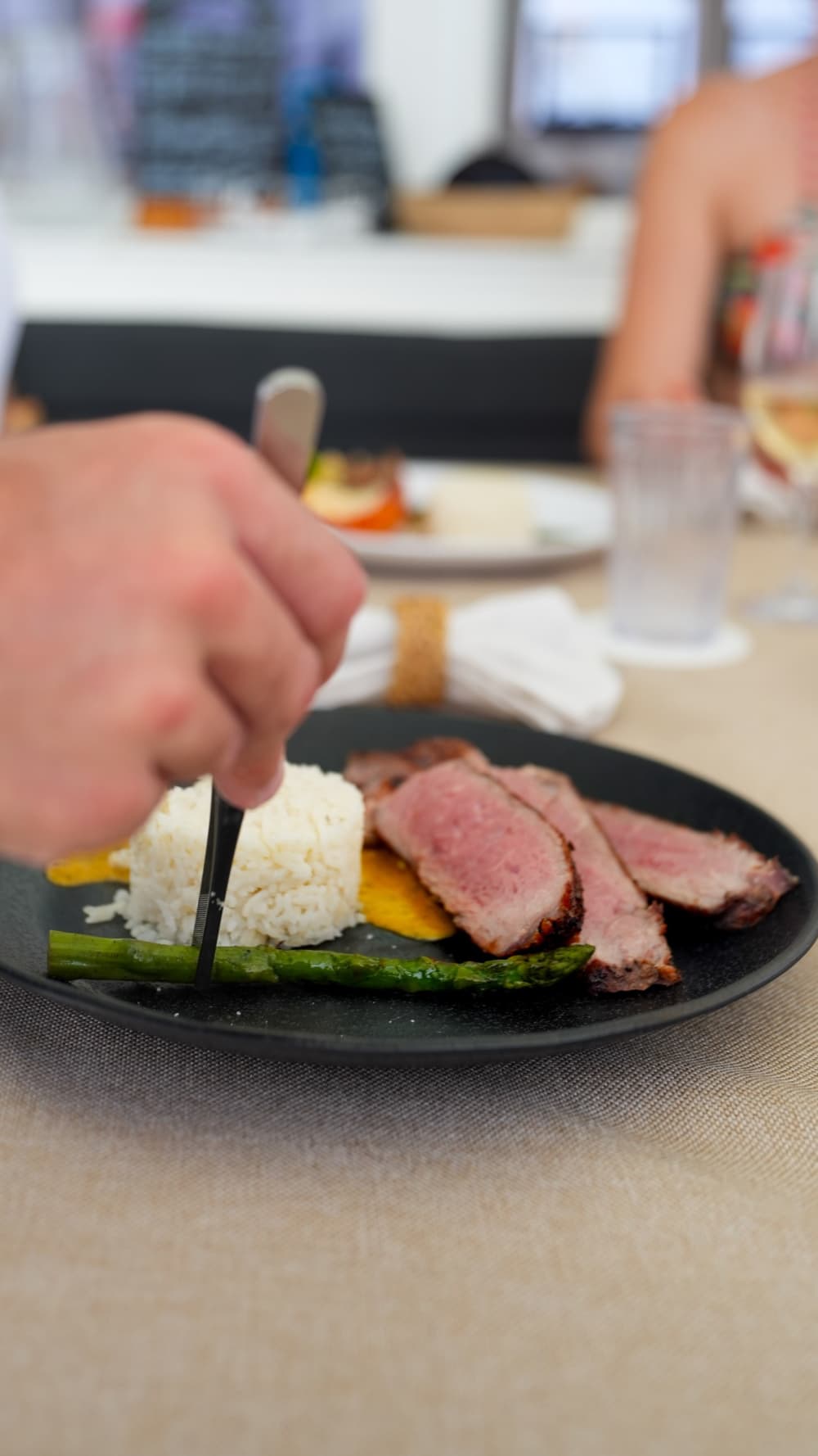 Spend a 9h sailing around Marigot on a sailboat