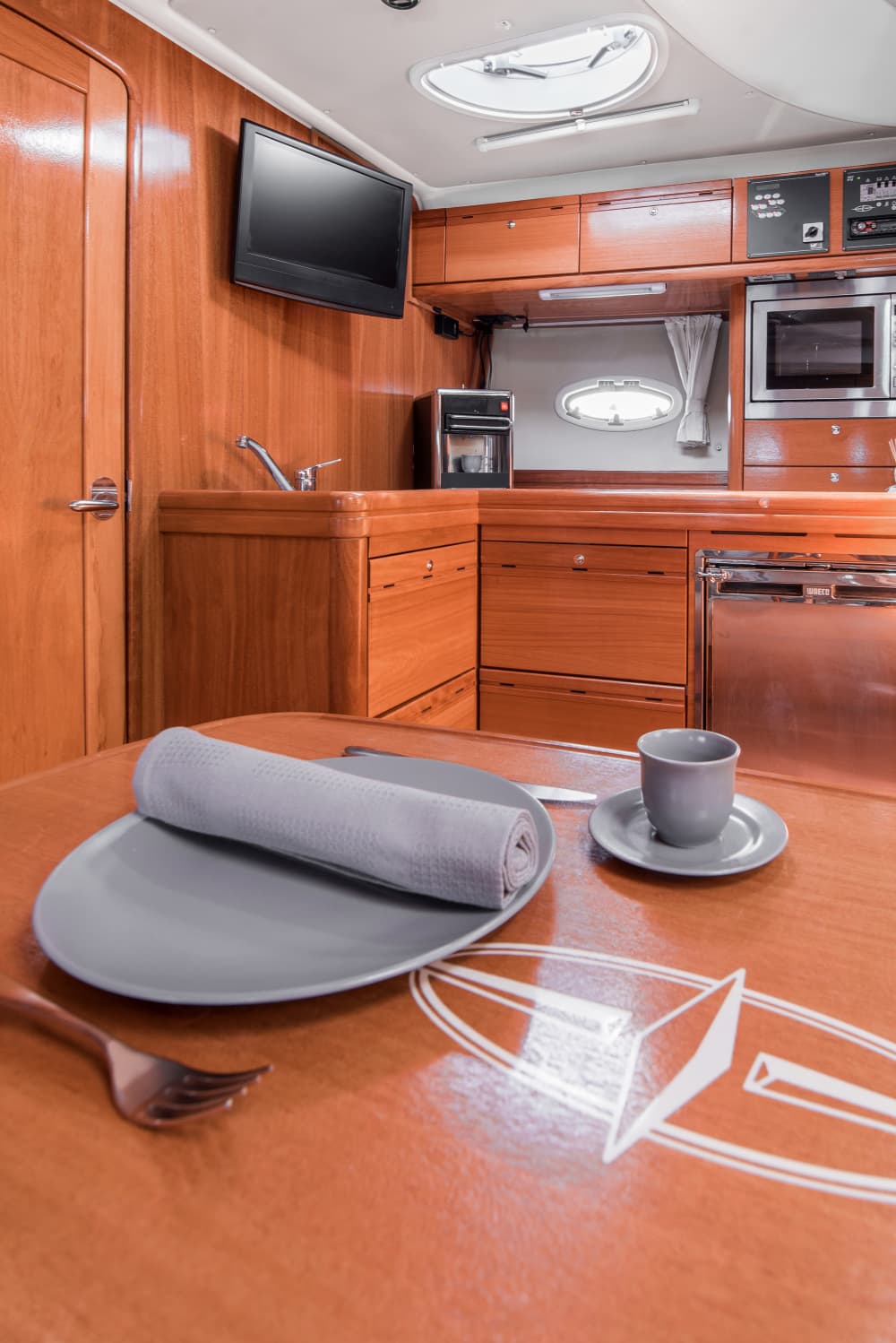 Viagem Privada a Antiparos e à Lagoa Azul