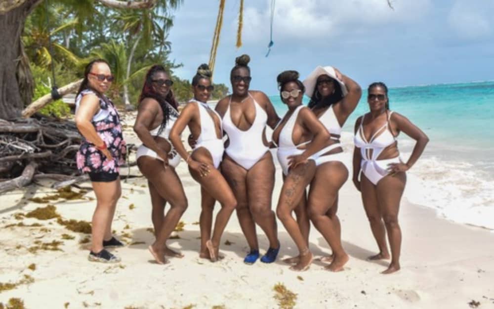 Relax in Bávaro: 9h of sun on a motorboat