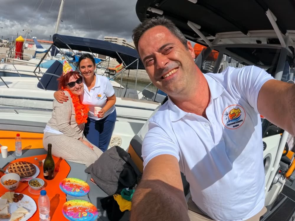 Морская прогулка по югу Тенерифе (3 часа)