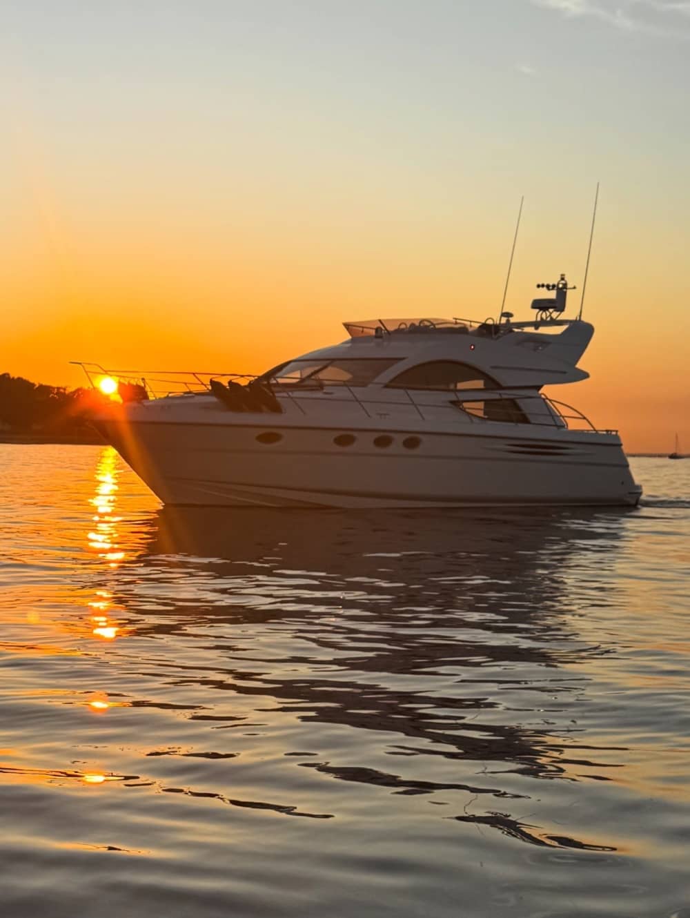 3 timmar och 15 minuter för att utforska Portsmouth på en motorbåt