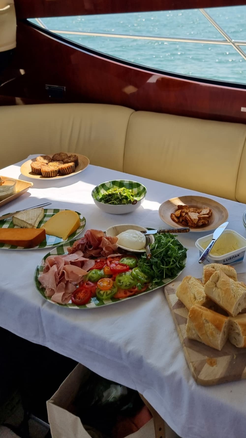 3 timmar och 15 minuter för att utforska Portsmouth på en motorbåt