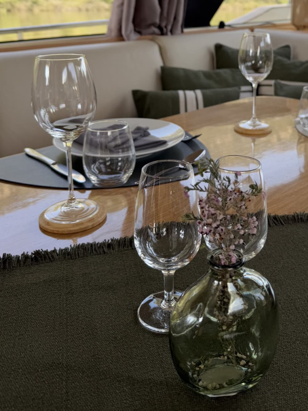 Día completo siguiendo el río: una aventura por el valle del Duero y sus viñedos