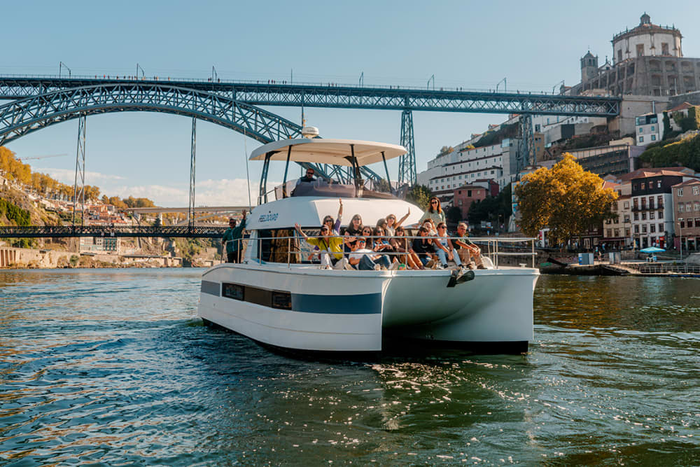 Recorriendo el río durante un día completo: un recorrido panorámico desde Oporto hasta Lomba
