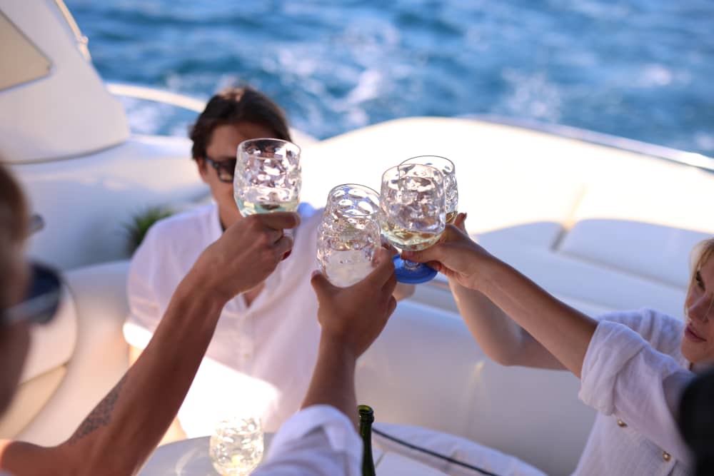 4-godzinna przygoda na statku kawalerskim – prywatna uroczystość na morzu