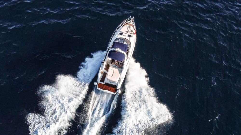 Private Hen Yacht Party – Moët & Chandon Champagne & Mallorca Lagoons