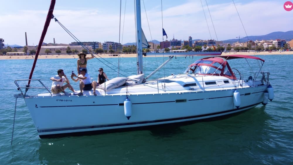 Tour romántico en barco por la Costa de Barcelona de 2 horas para dos