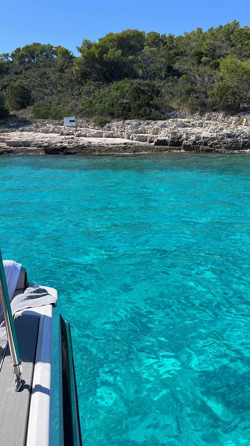 Discover Dubrovnik's shores: A complete day trip aboard a motorboat