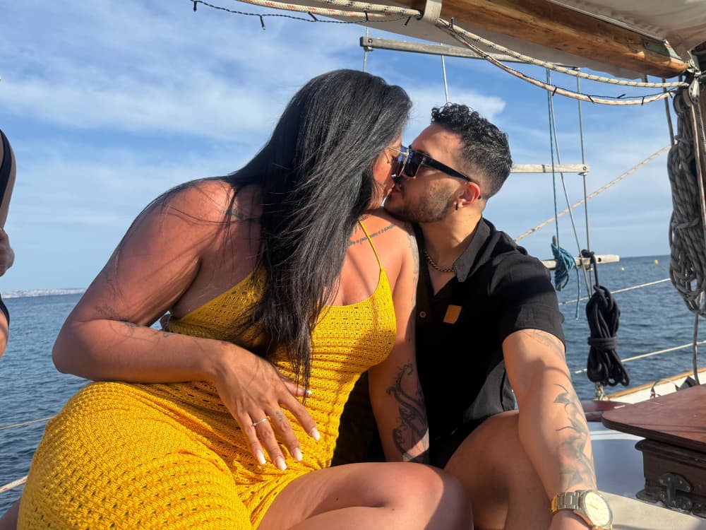 Private sailing excursion. 4-, 6-, and 8-hour tours