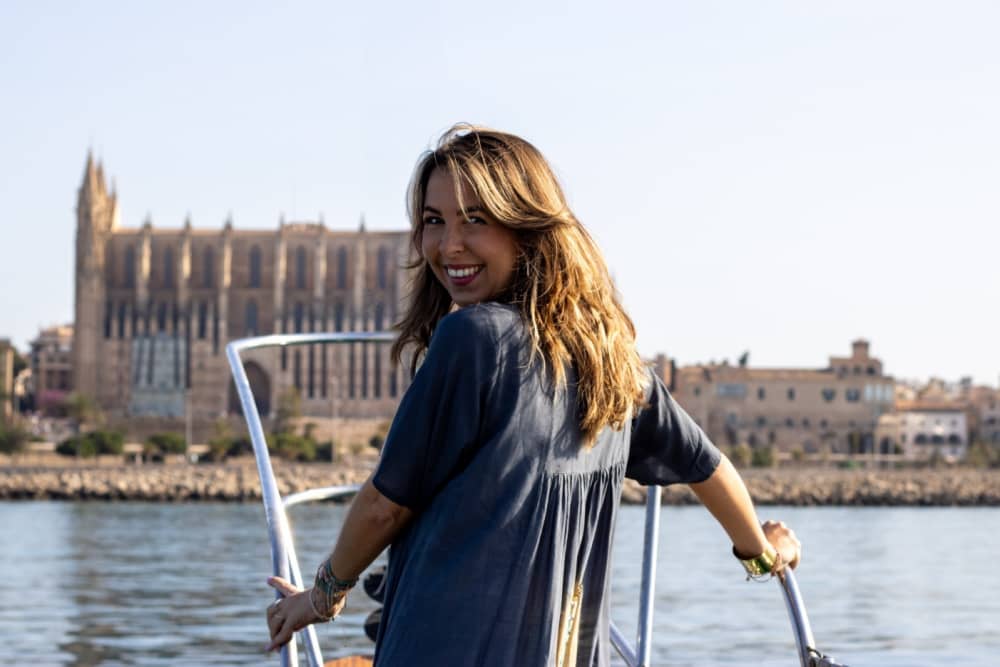 Private sailing excursion. 4-, 6-, and 8-hour tours