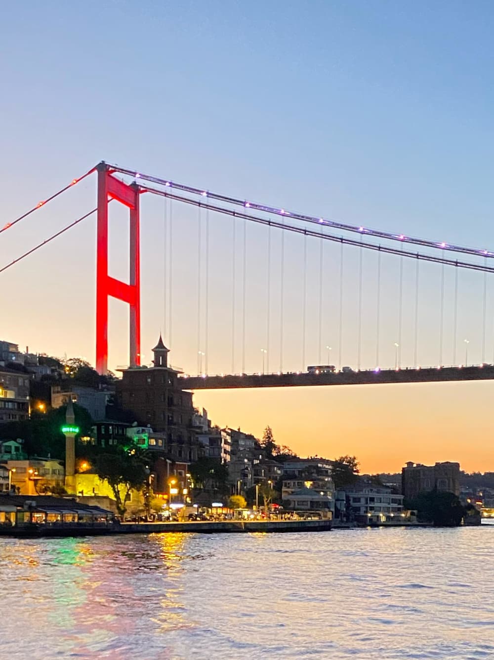 Een elegante reis: ontdek de charmes van Istanbul per jacht