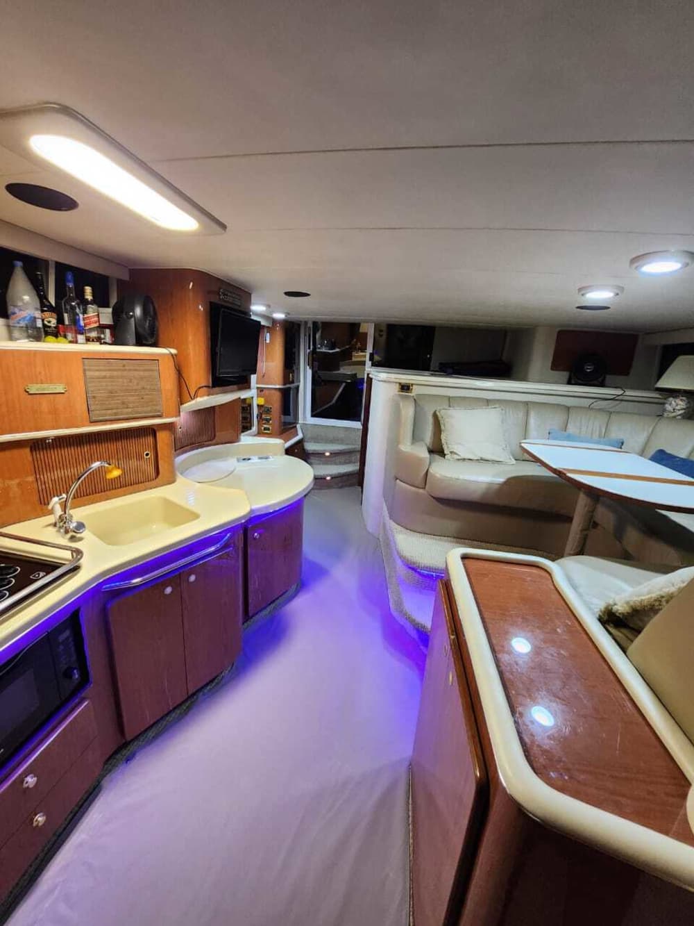 2,5 uur zonneschijn rond Cancún op een motorboot