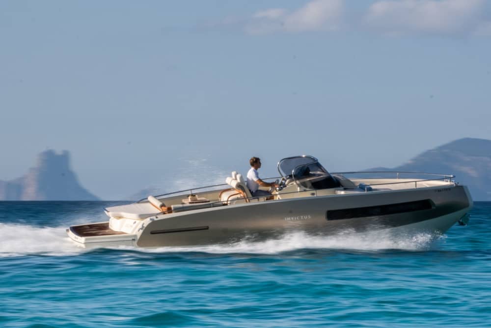 Experiência de barco de 8 horas de Ibiza a Formentera