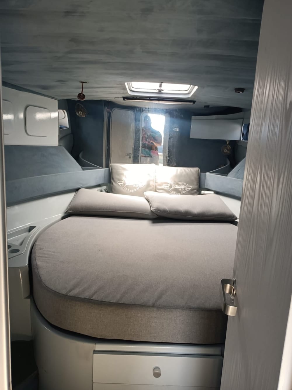 Ein Tag auf einem Boot entlang der Maratea-Küste