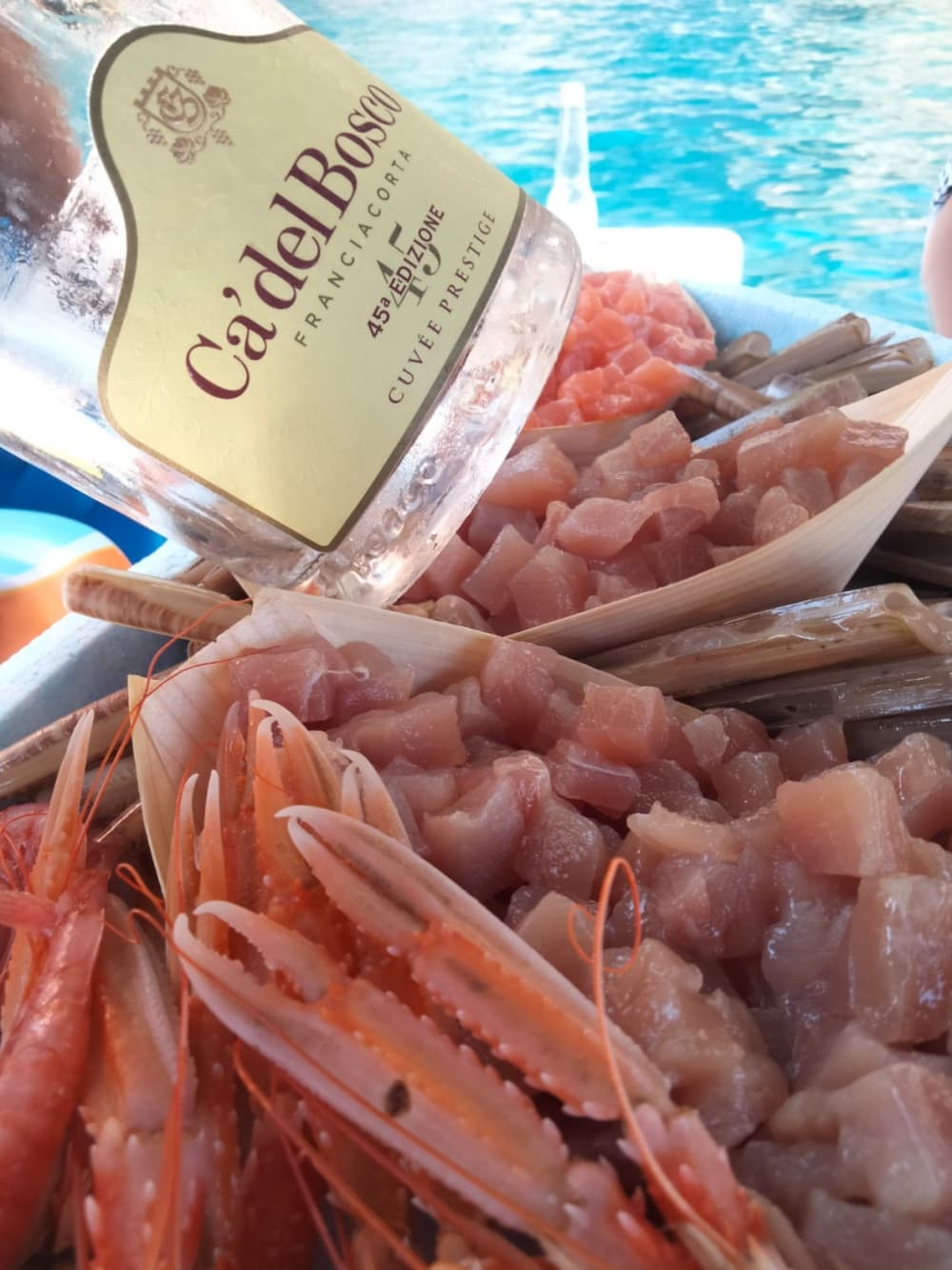 Ein Tag auf einem Boot entlang der Maratea-Küste