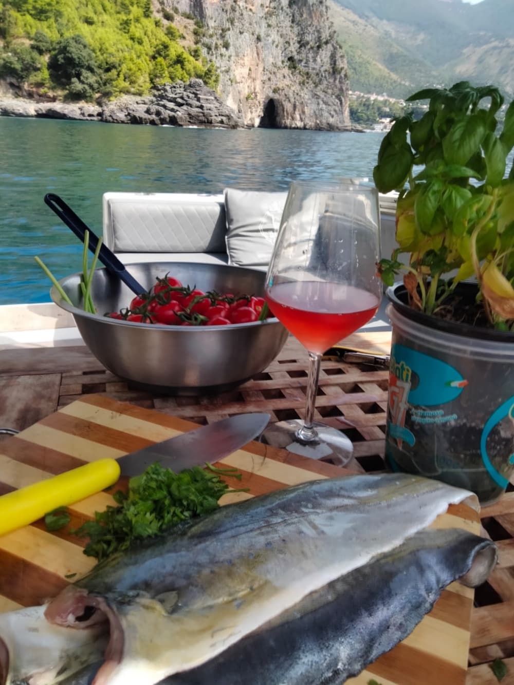 Bootsfahrt zur Masseta-Küste