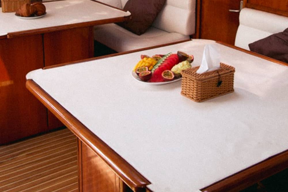 Ontspan in Phuket: 10,5 uur zon op een catamaran.