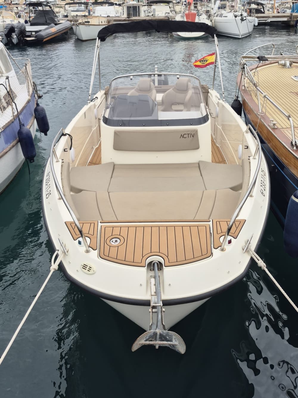 3.5h all-inclusive boat trip to Ibiza