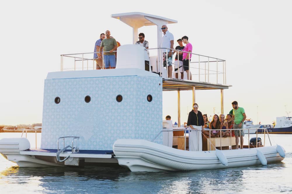 TAORMINA: FESTA EXCLUSIVA NO BARCO COM APERITIVO