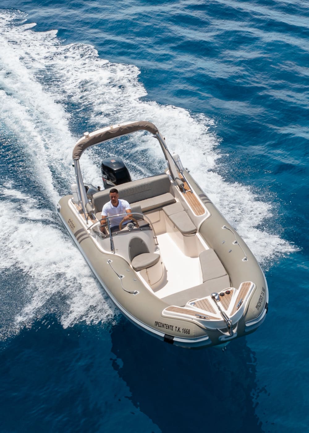 Fuga de lancha de 2 horas