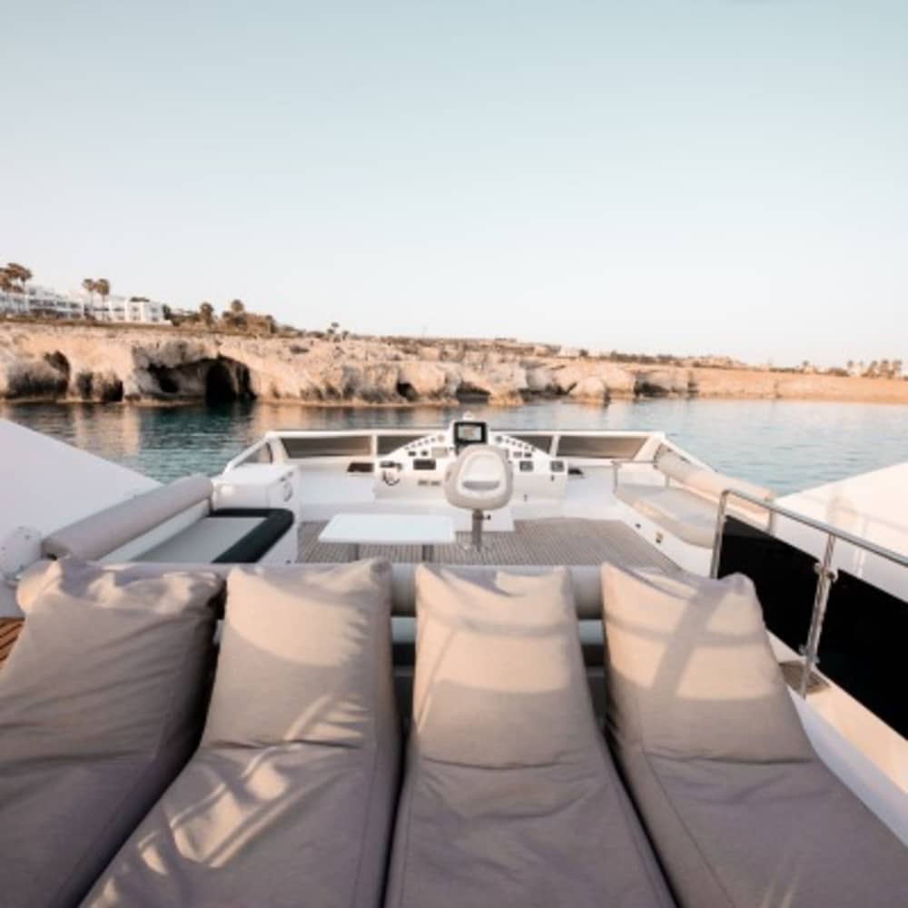 Ontdek Ayia Napa tijdens een zeiltocht van een hele dag.