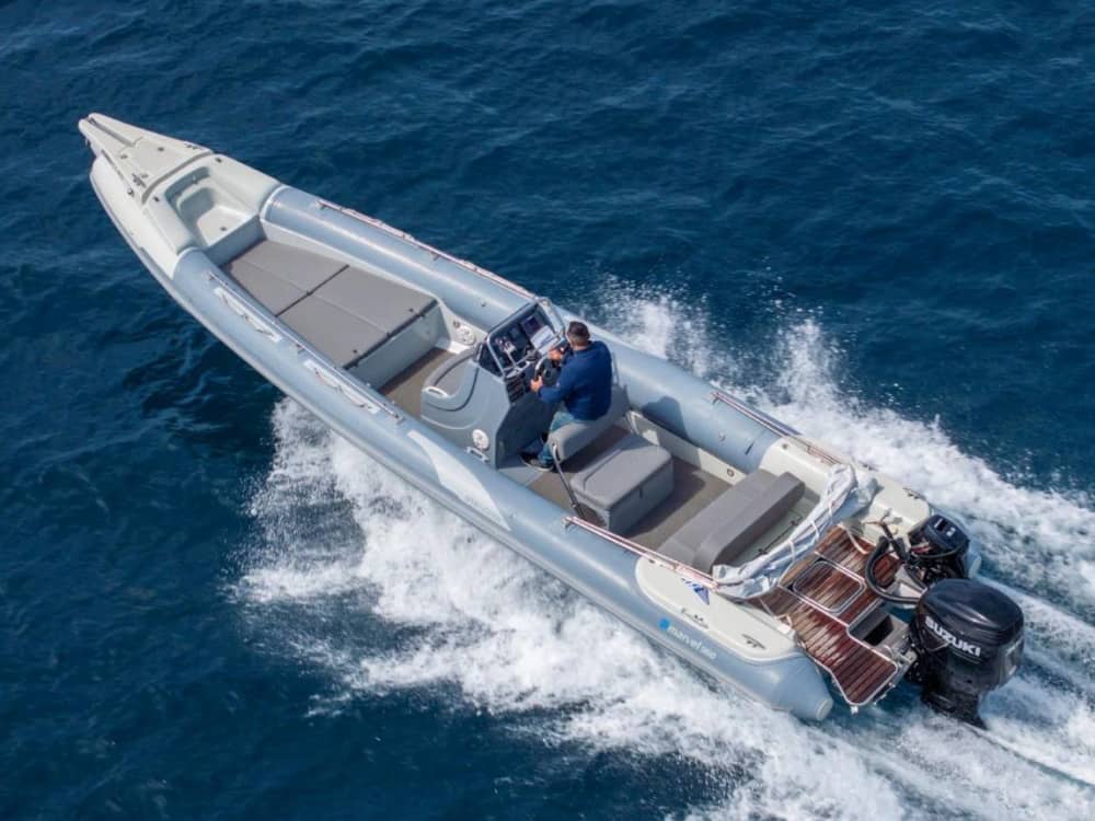Coucher de soleil en mer – Croisière côtière privée à Hydra avec champagne