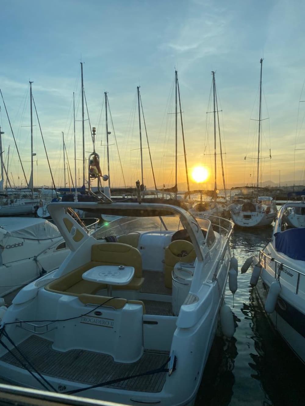 Escursione di mezza giornata alla scoperta di Salou: una breve fuga a bordo di un motoscafo.