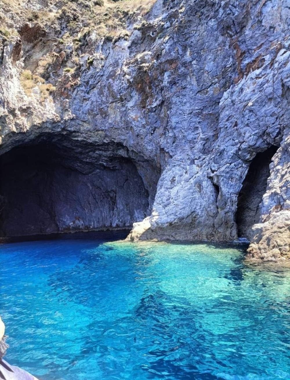 Seu barco a motor particular para um dia em Ponza