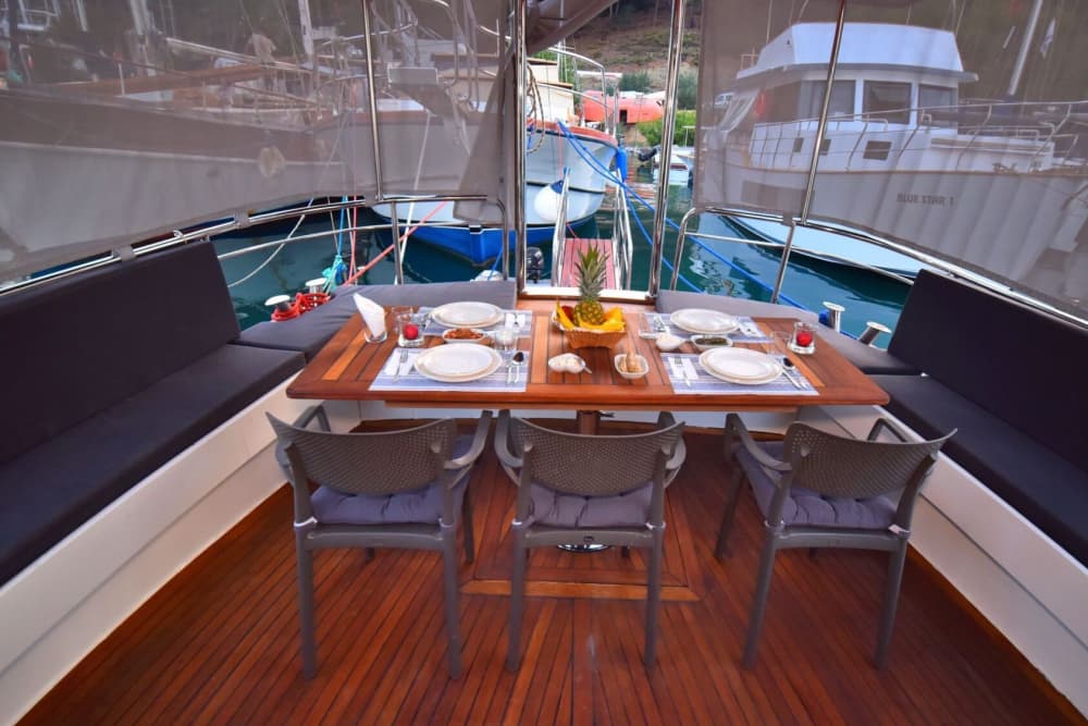 Tarzan Bay, Ciglik Bay and Hillside Bay in a Day