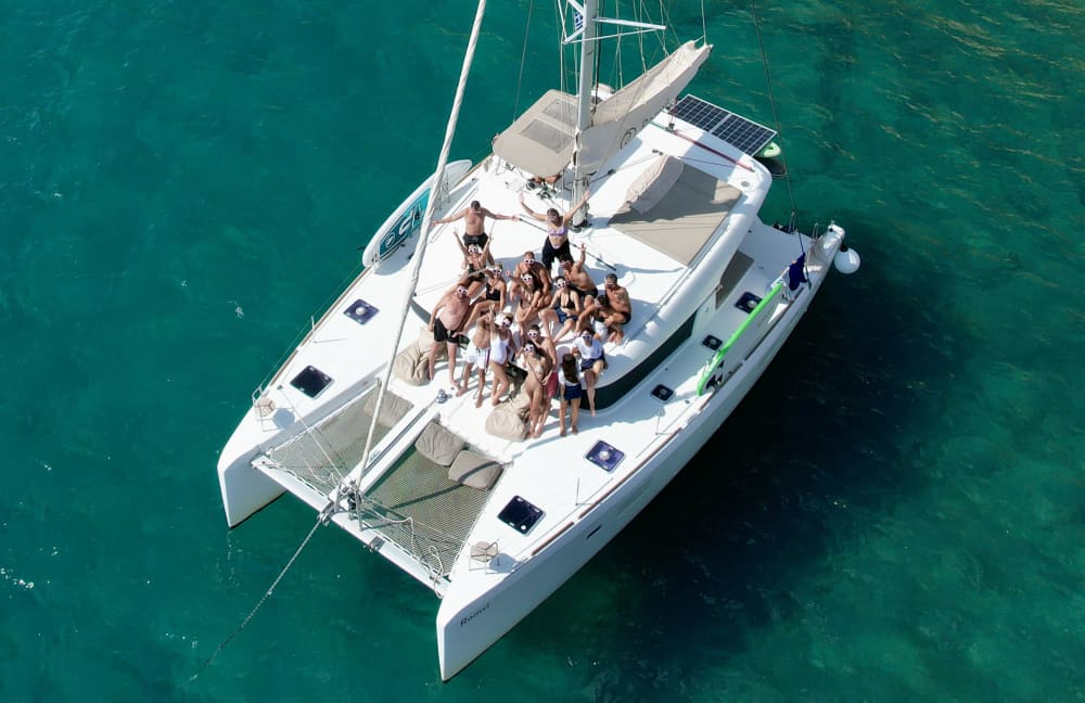 Five-hour morning private luxury cruise on the beaches of Nafplio with catamaran Romvi