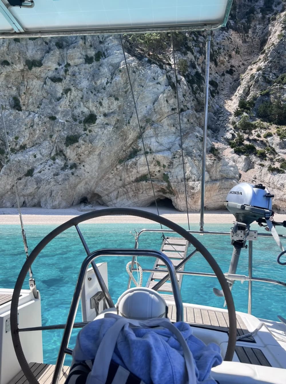 Private 9h sailing trip in Asos