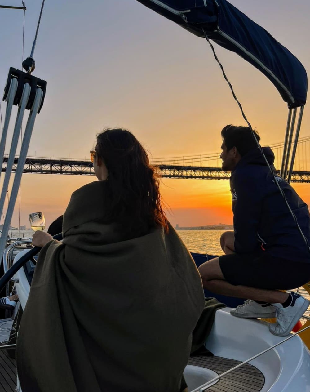 Fira vänskap med en 4-timmars kryssning i Lissabon