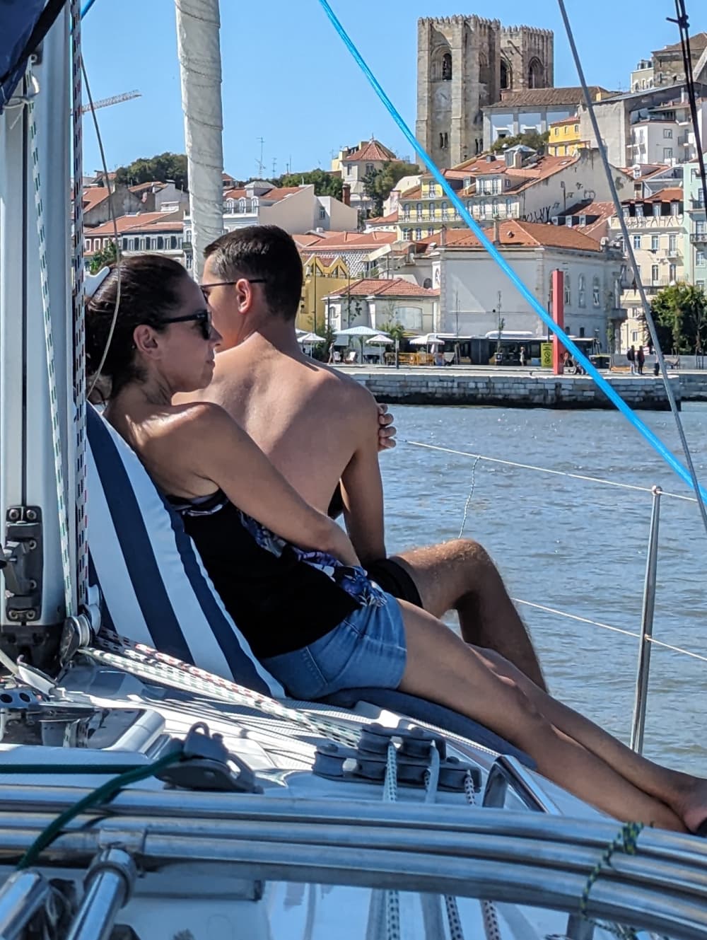 Fira vänskap med en 4-timmars kryssning i Lissabon