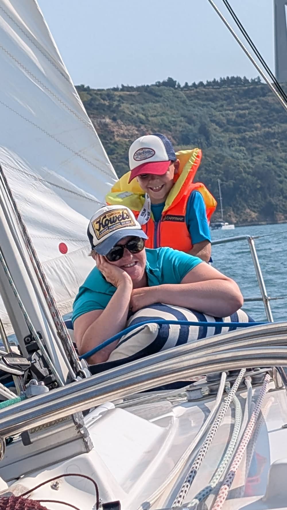 Détendez-vous et explorez Lisbonne en voilier – 4 heures