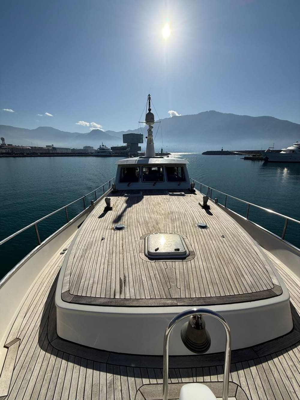 Tramonto e sorseggia – Crociera a Sorrento da Positano