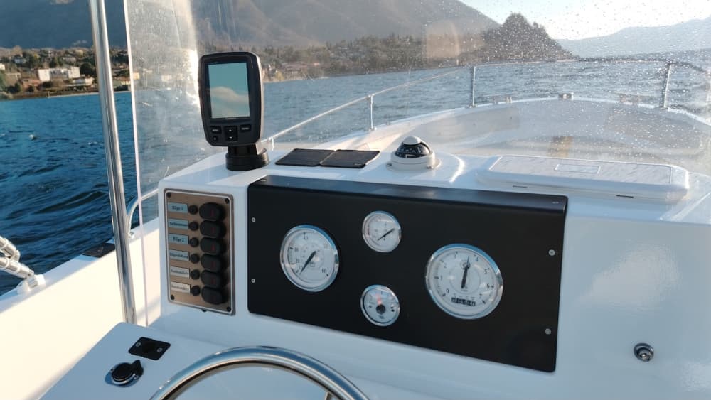 Ανακαλύψτε το Leggiuno: Μια ολόκληρη μέρα με ήλιο σε ένα μηχανοκίνητο σκάφος