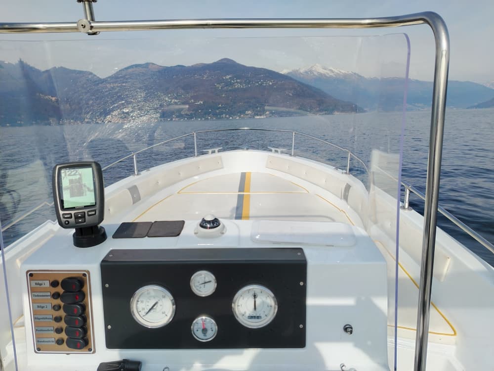 Ανακαλύψτε το Leggiuno: Μια ολόκληρη μέρα με ήλιο σε ένα μηχανοκίνητο σκάφος