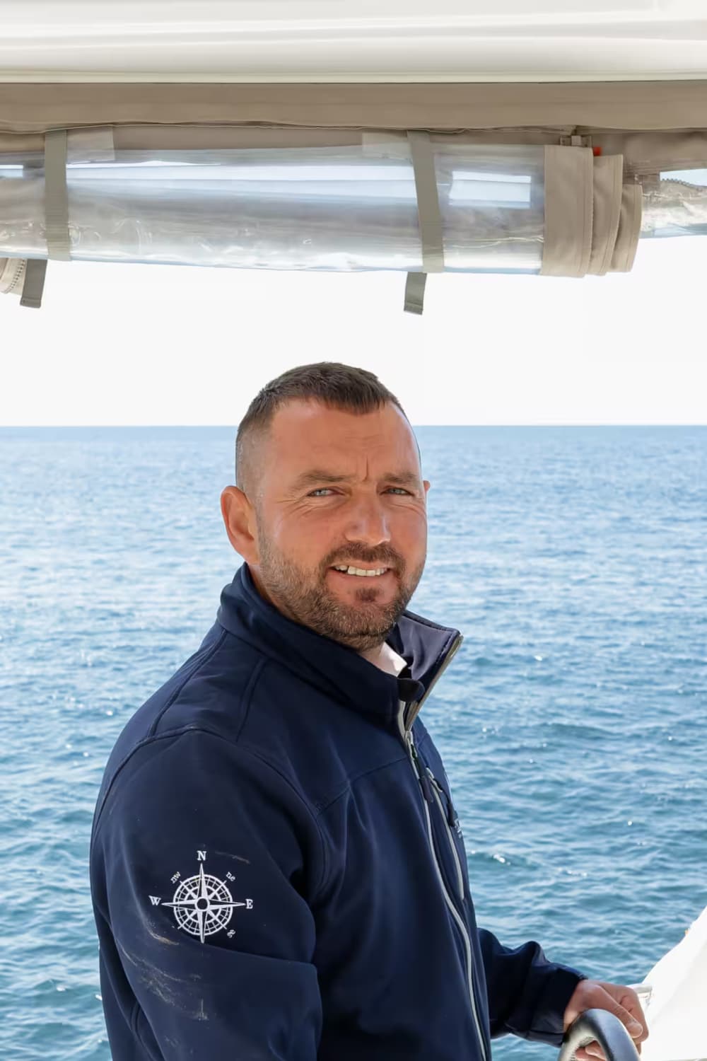 Catamaran privé zonsondergangcruise met barbecue, drankjes en vervoer