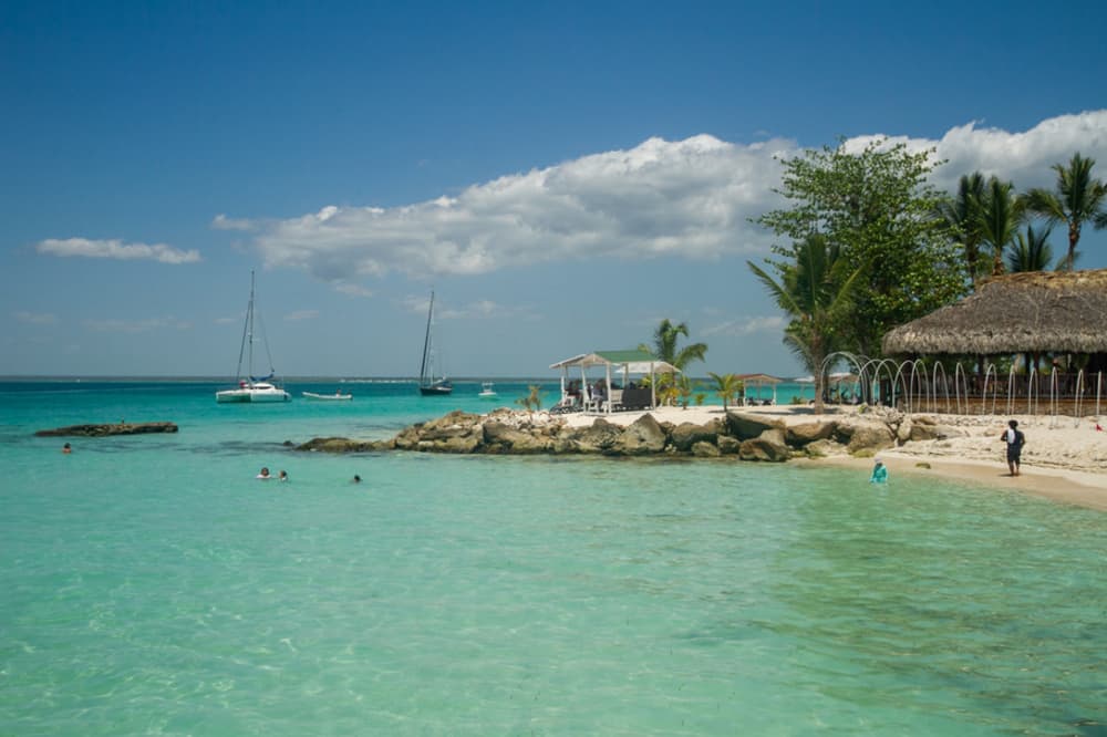 Bavaro's Full Day Odyssey: Explore, Learn & Relax on the Caribbean Sea