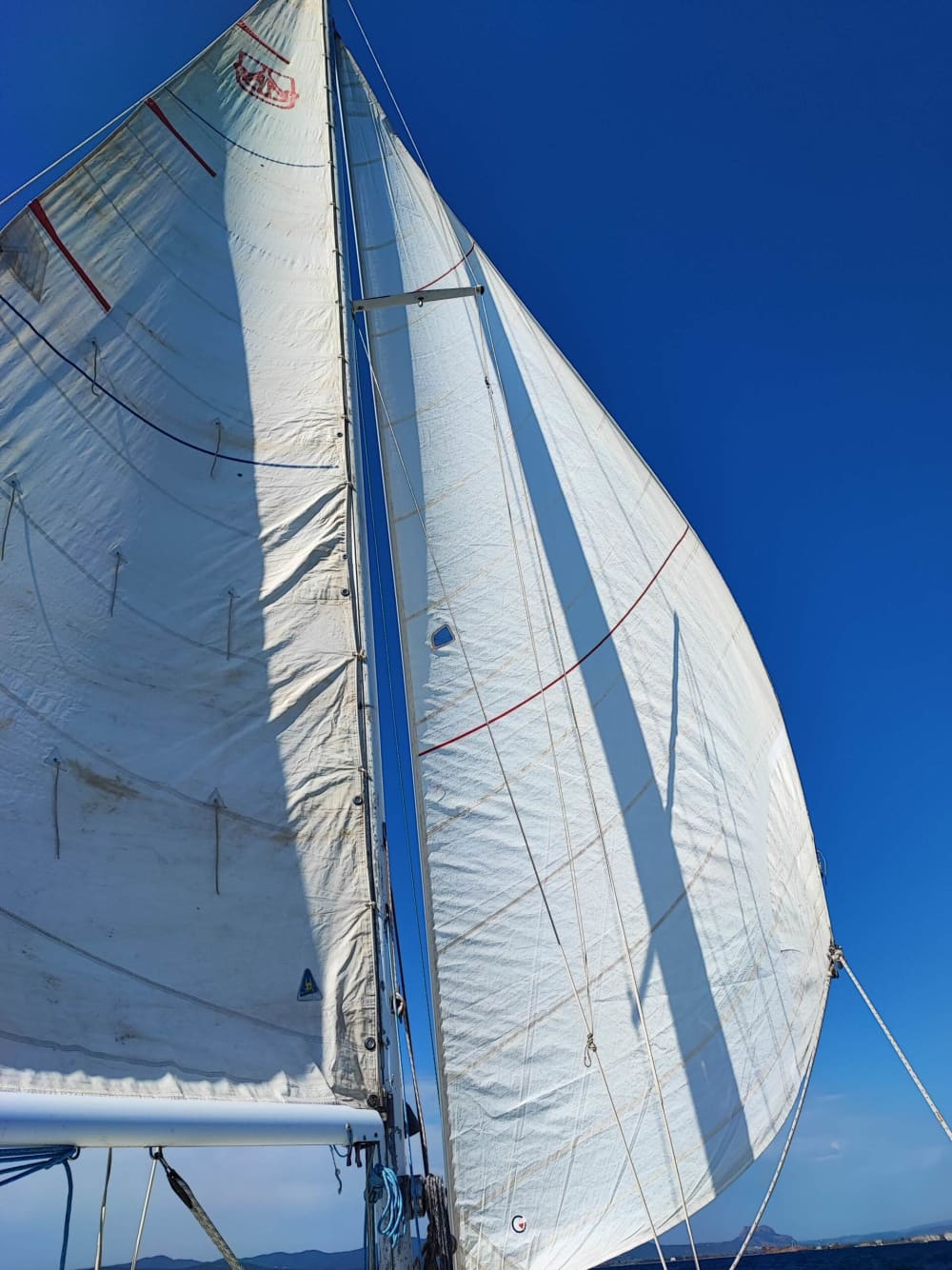 Découvrez Fréjus lors d'une excursion en voilier d'une journée.