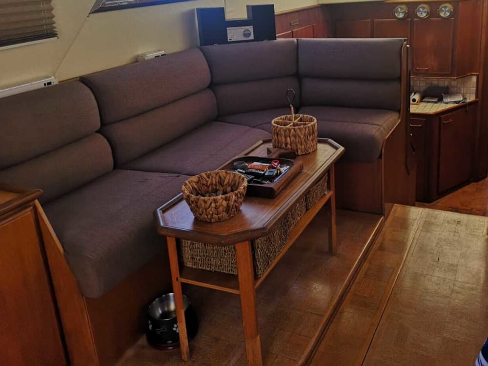 Entdecken Sie Follonica auf einem Ganztagesausflug mit dem Motorboot